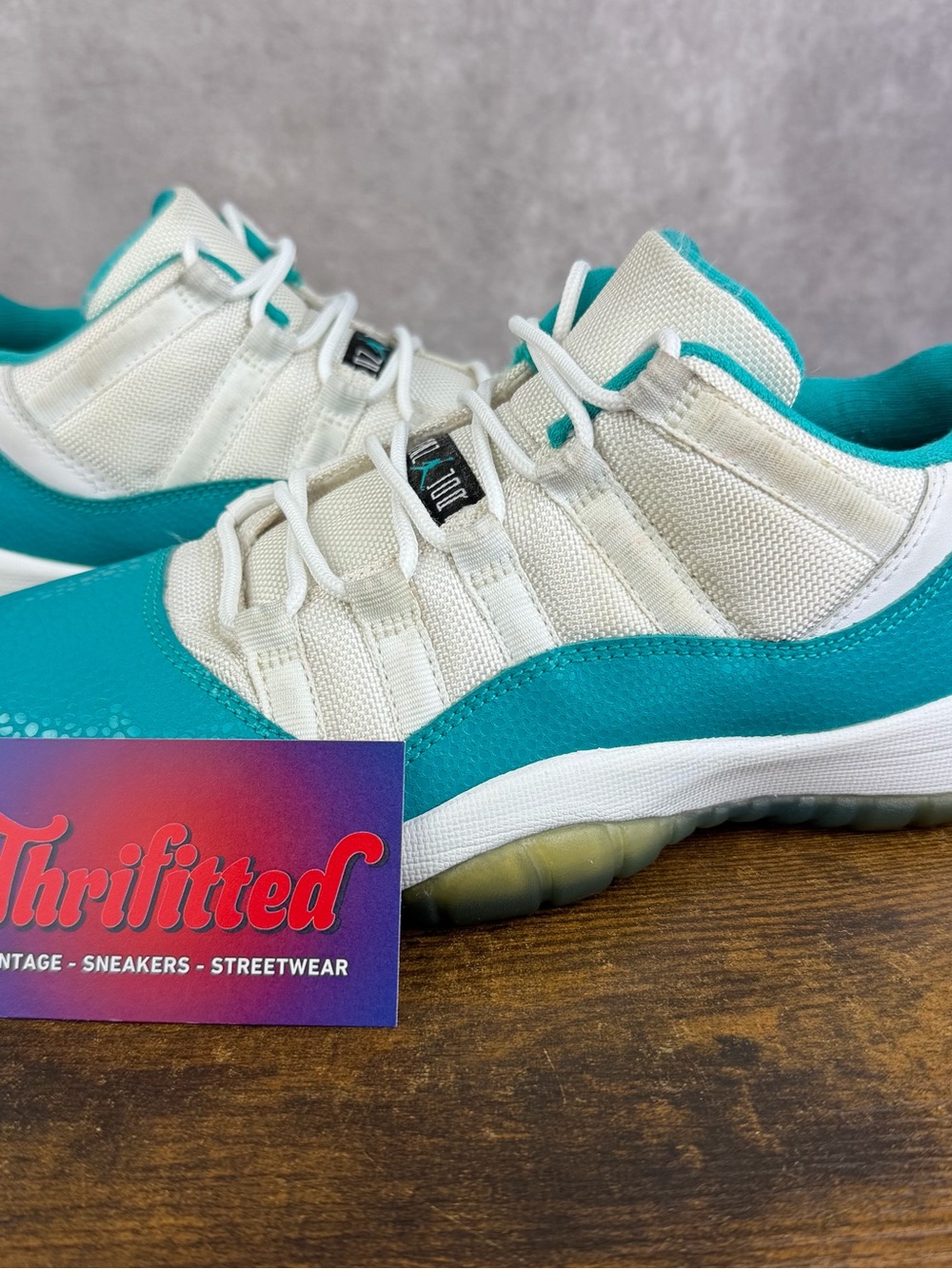Air Jordan 11 Retro Low Aqua Safari Size 6.5 GS / 8W 580521-143 Youth Shoes Rare